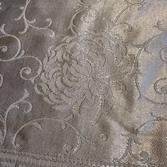 Sold🎈Damask Tablecloth Rectangular Floral Swirl Greek Key Border White - Picture 4 of 11